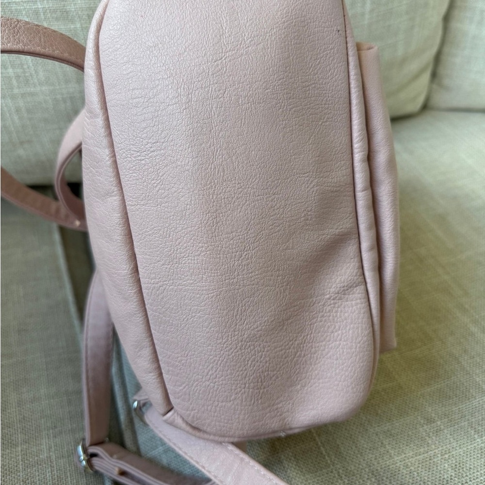 Women’s pink backpack by Divided H&M like new - Picture 5 of 5